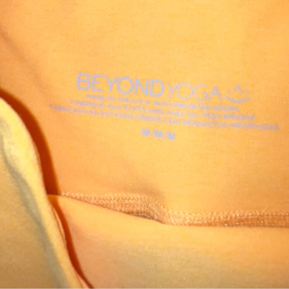 Beyond Yoga Yellow Spacedye Retro Cropped Pant - Picture 3 of 4